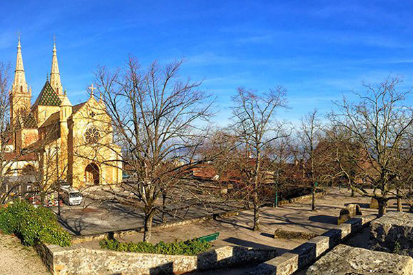 caste-neuchatel-switzerland-instagram