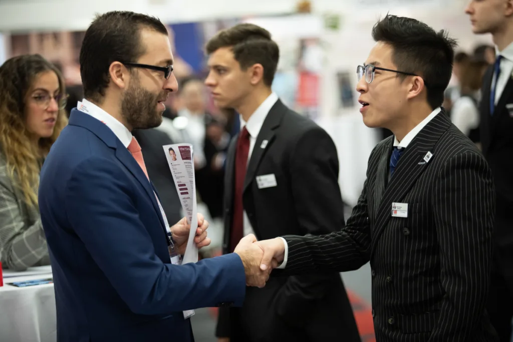 ทักษะทางสังคม ช่วยสานสัมพันธ์ในการทำธุรกิจ