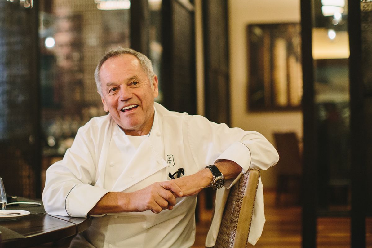 Wolfgang Puck เชฟชื่อดังผู้มีบทบาทสำคัญในการทำให้อาหารฟิวชัน